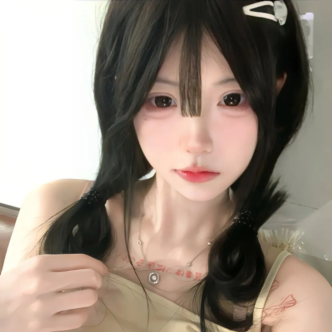 绝命复制人海报